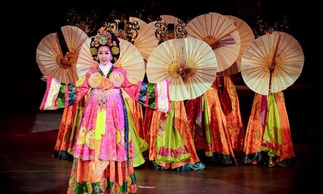 Vé xem Colosseum Show Pattaya